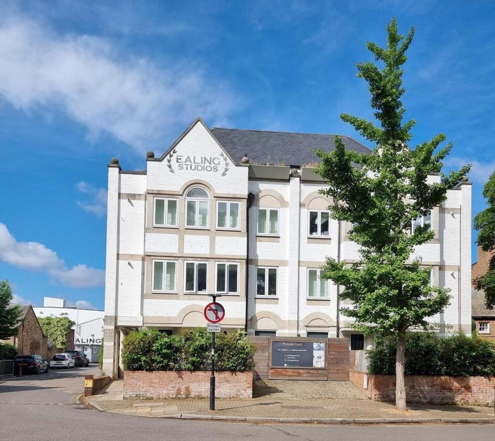 Roomspace Serviced Apartments- Walpole Court Ealing Zewnętrze zdjęcie