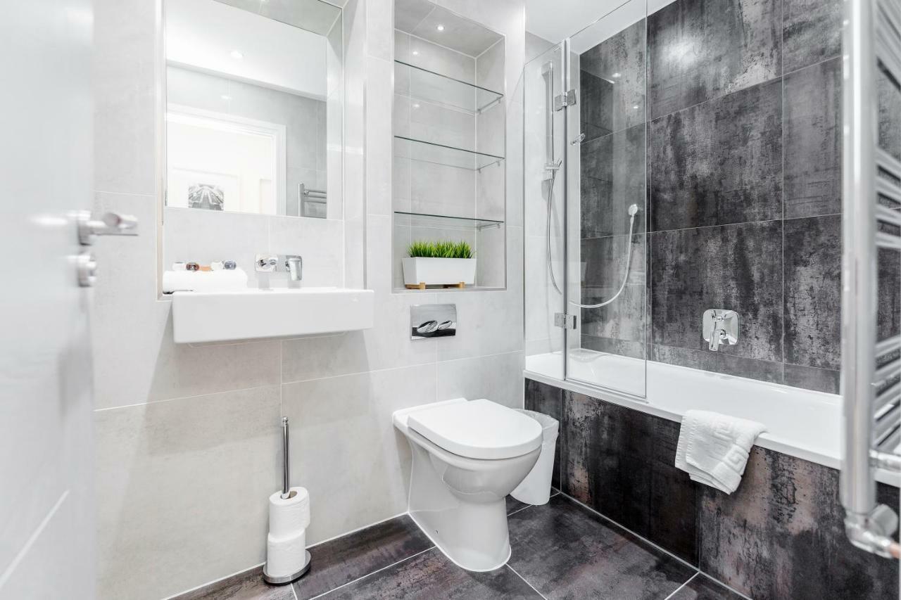 Roomspace Serviced Apartments- Walpole Court Ealing Zewnętrze zdjęcie